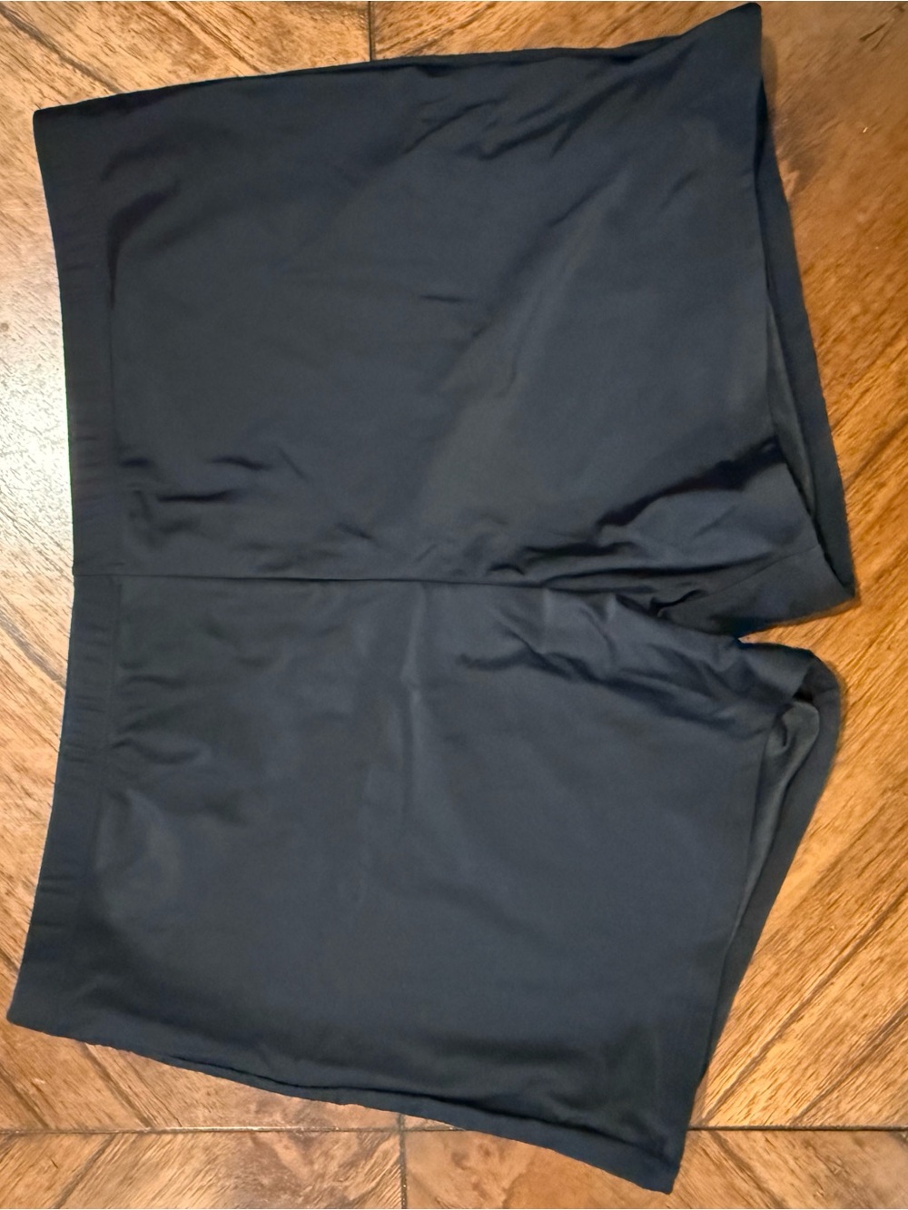 Women’s Plus Size Swim Tankini and Short Set - Supportive Wide-Strap Design - Picture 3 of 5